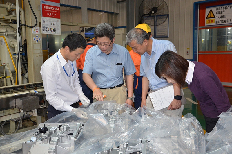 41631bff249f40b2a7d0f7bc98d18ce1